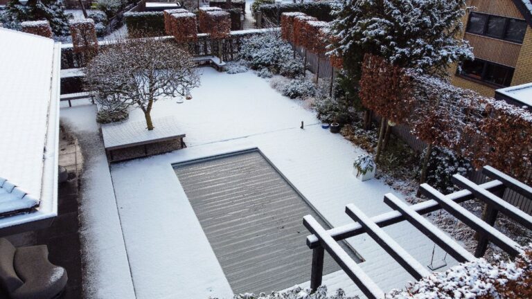 Jos Bouwhuis Tuinen | Moderne tuin met zwembad