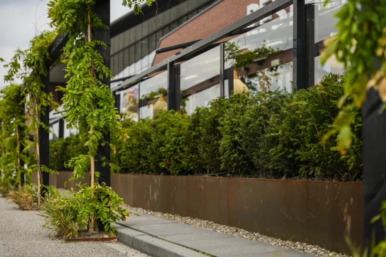 Jos Bouwhuis Tuinen | Groene aankleding hoteltuin